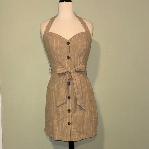 LOST & WANDER Chic tan/white striped Button-Down Halter Mini Dress size Small - Picture 2 of 13